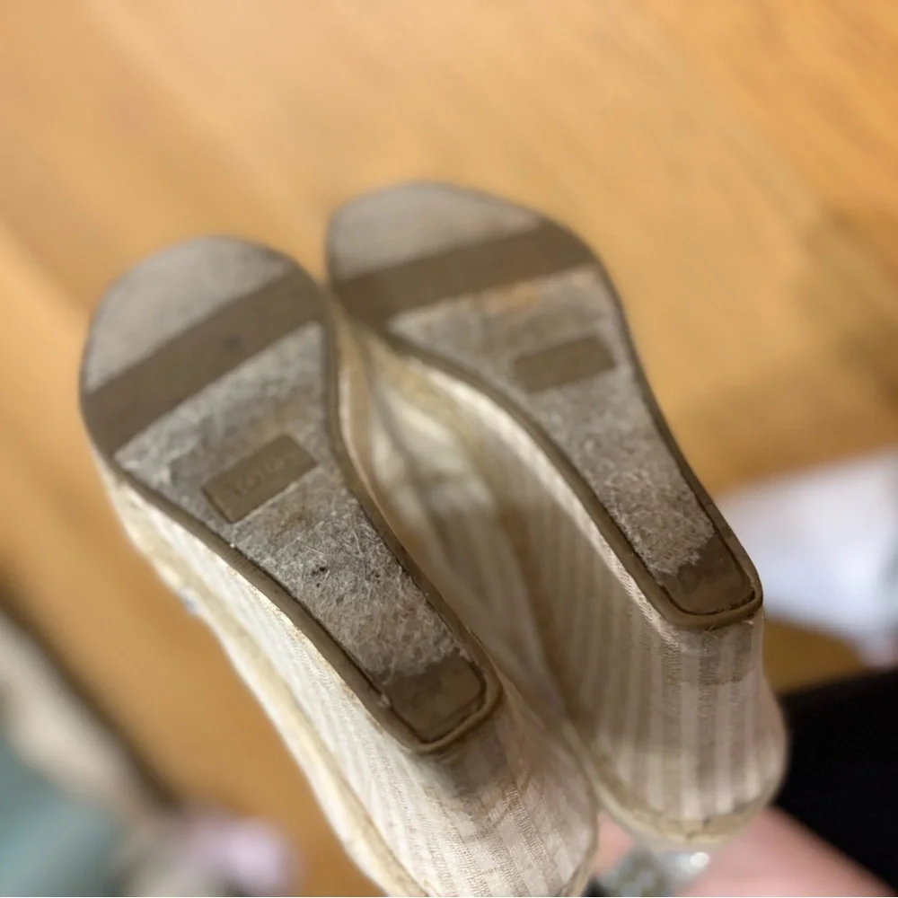 TOMS Women's Beige Peep Toe Shoes